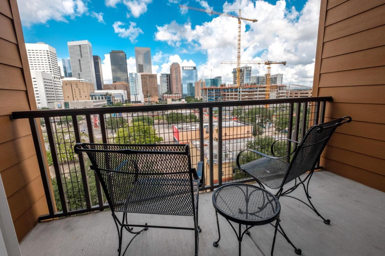 Renu At Downtown Houston Apartment ภายนอก รูปภาพ