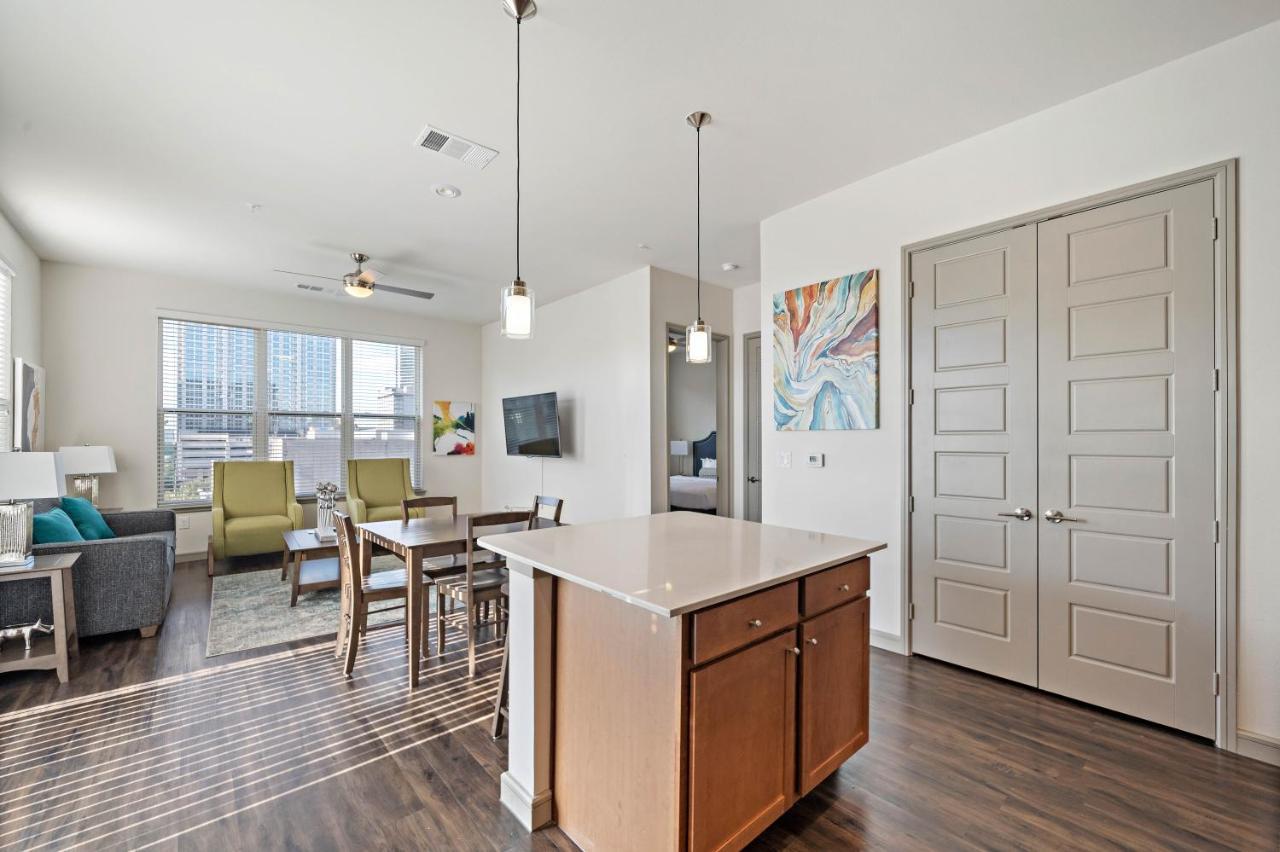 Renu At Downtown Houston Apartment ภายนอก รูปภาพ